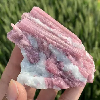 100% Naturale Turmalina Roz Cristal Mineral Neregulate de Piatră brută Specimen Rock Rare Original Reiki Chakra Acasă Decor Camera 1 buc